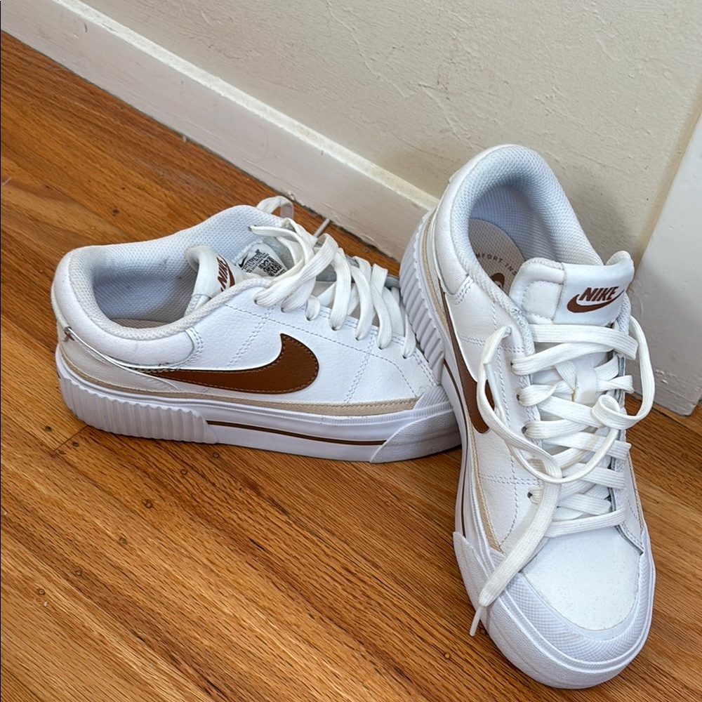 Nike White and Brown Casual Sneakers